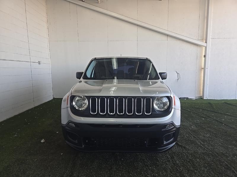 Jeep Renegade 2015 price $10,977