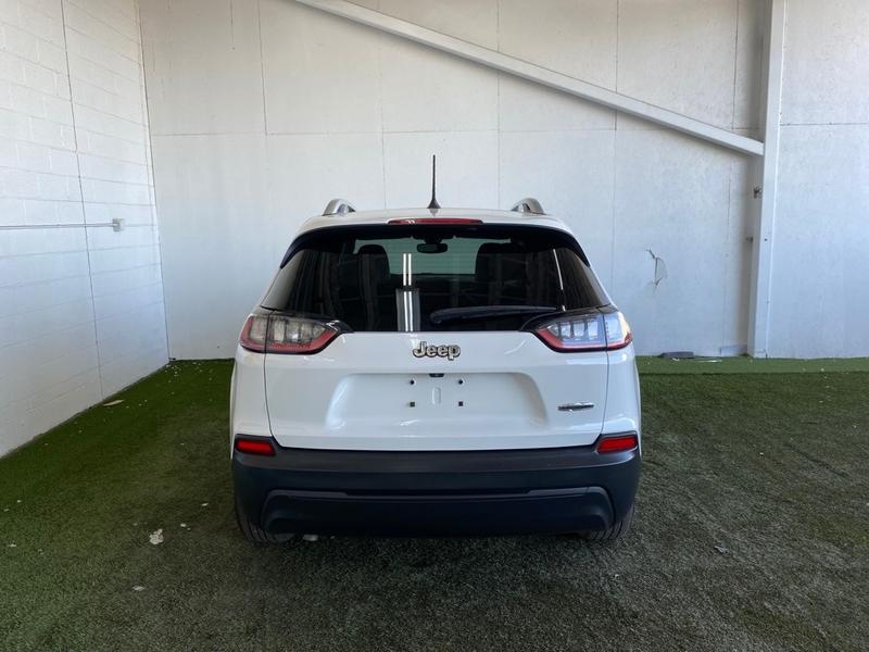 Jeep Cherokee 2019 price $19,877