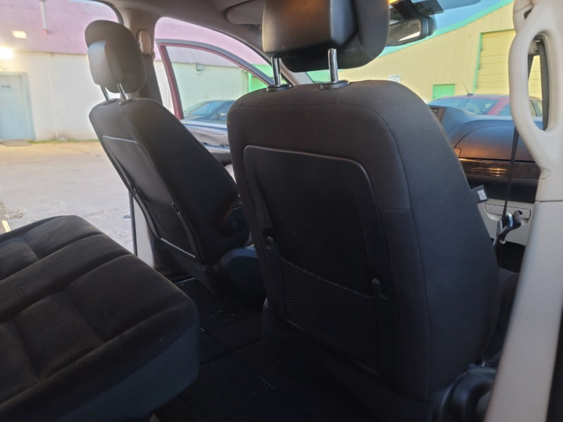 Dodge Grand Caravan 2019 price $11,500