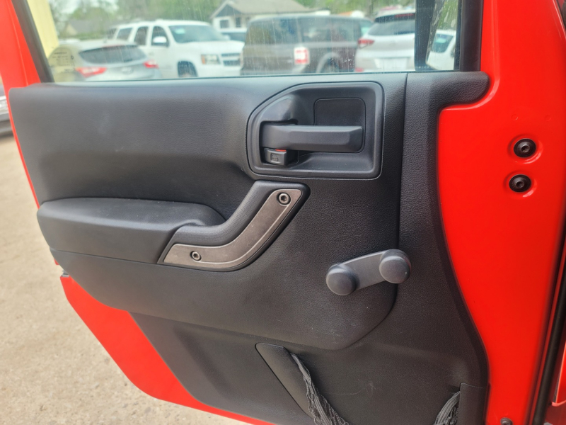 Jeep Wrangler 2013 price $14,500