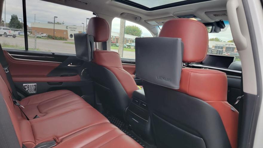 Lexus LX 570 2018 price $91,999