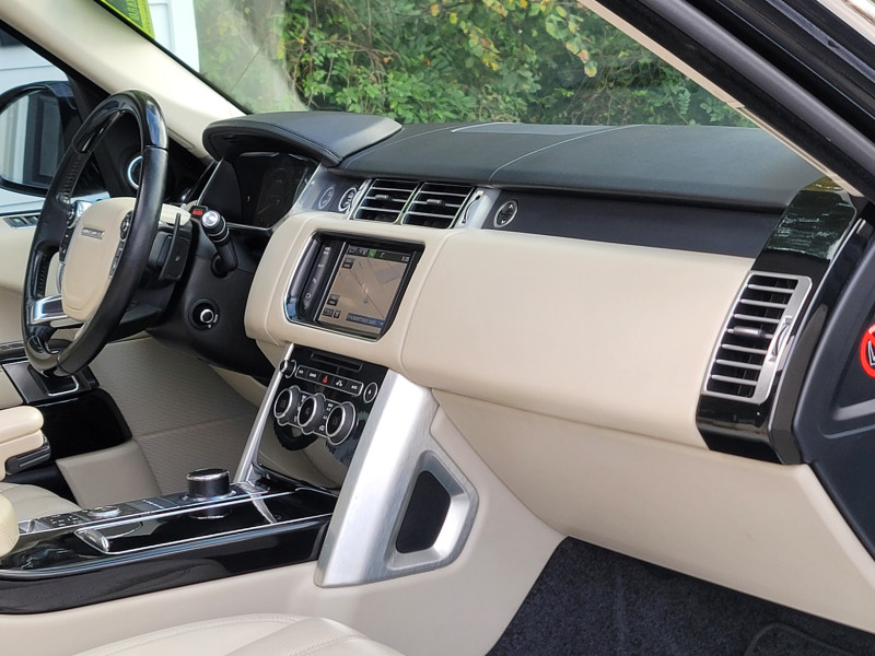 Land Rover Range Rover 2014 price $34,800