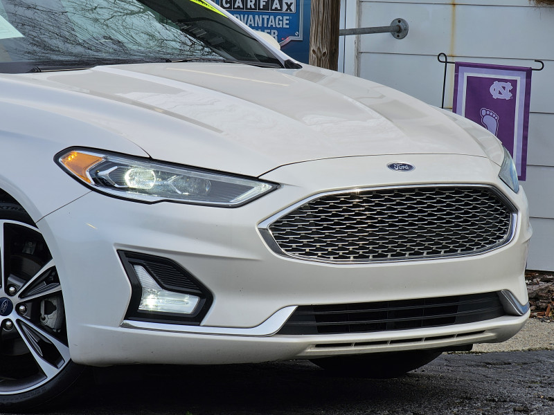 Ford Fusion 2019 price $15,500
