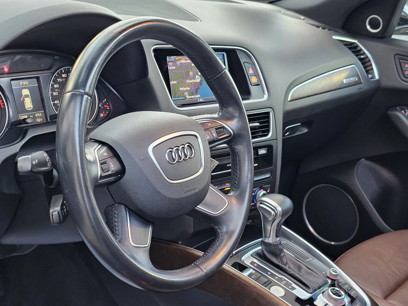 Audi Q5 2016 price $14,800