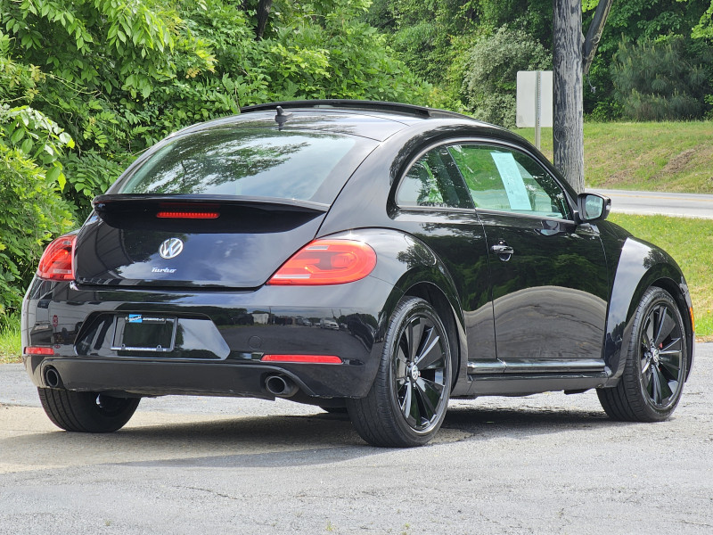 Volkswagen Beetle 2012 price $11,500