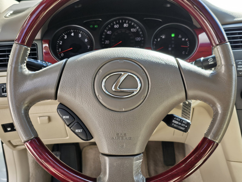 Lexus ES 330 2004 price $6,500