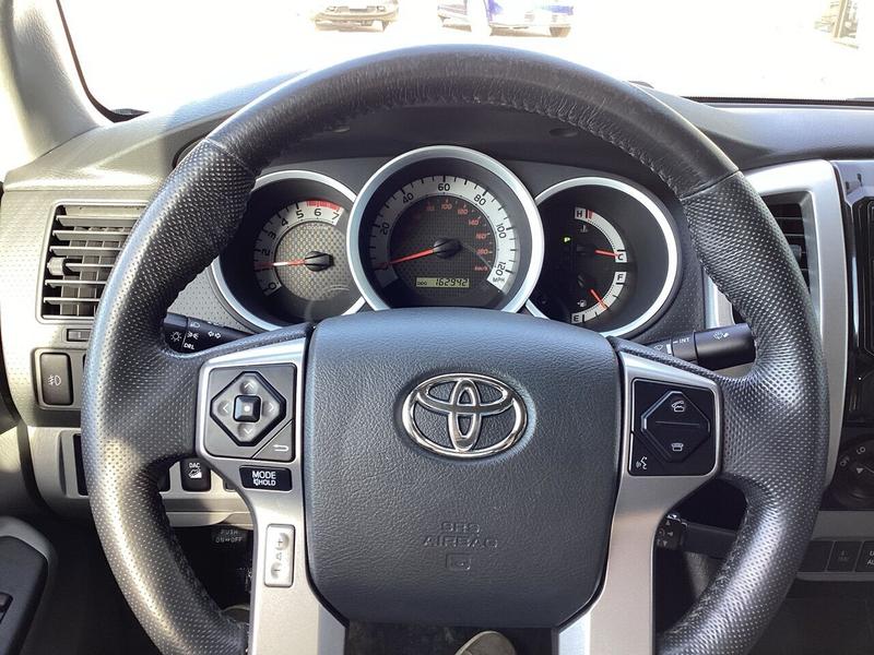 Toyota Tacoma 2015 price $21,990