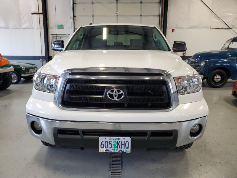 Toyota Tundra 2010 price $9,950