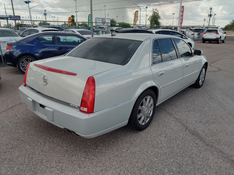 Cadillac DTS 2008 price $7,995