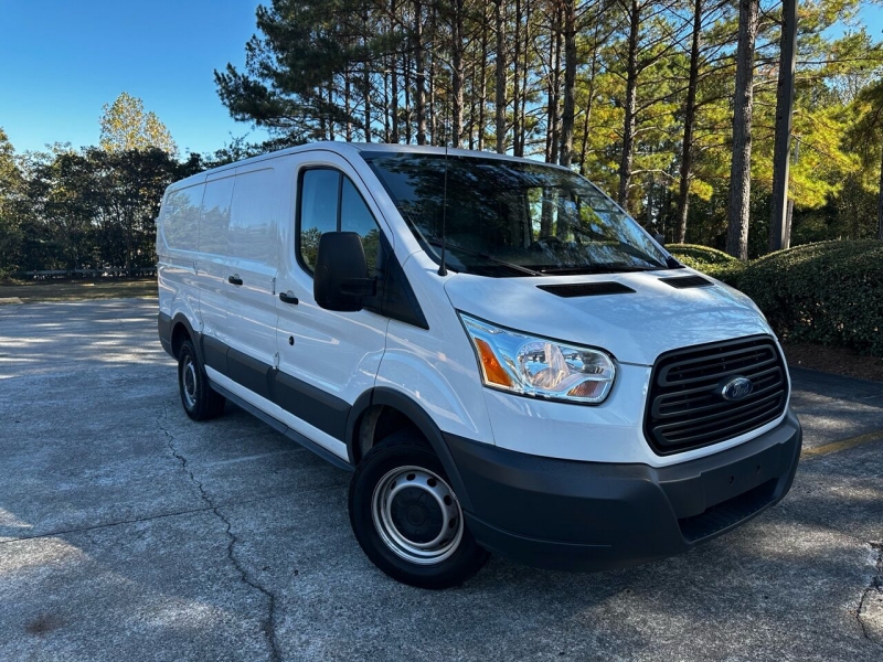 Ford Transit 2018 price $18,500