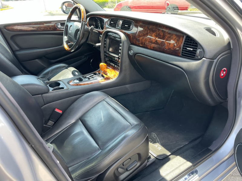 Jaguar XJ Series 2005 price $8,900