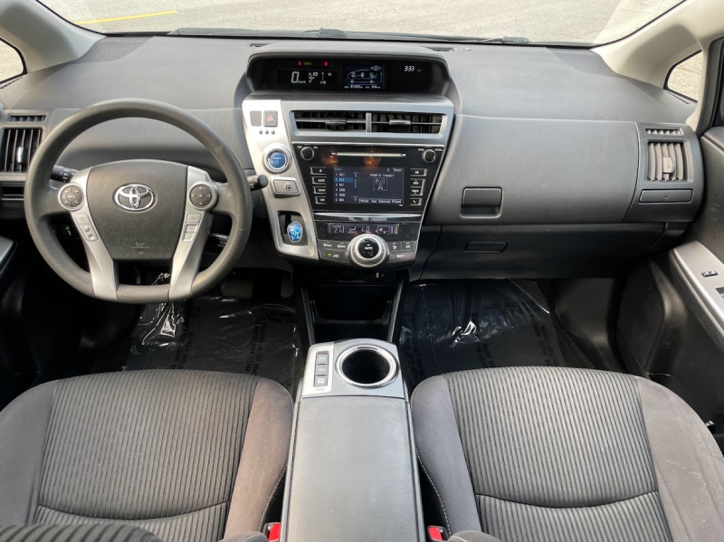 Toyota Prius v 2017 price $28,900