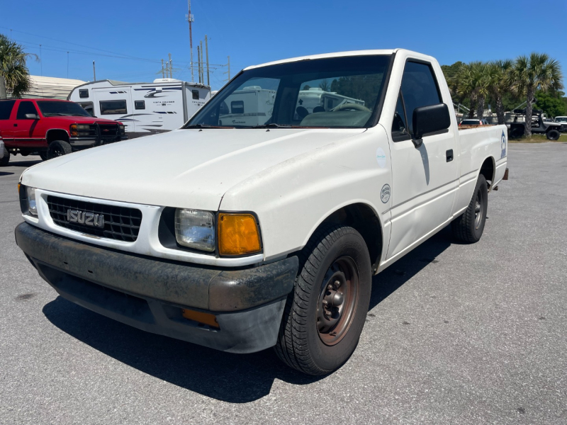 Isuzu pickup 1992 price $2,999
