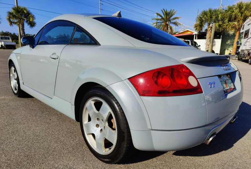 Audi TT 2001 price $4,999