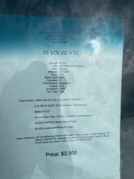 Volvo V70 2005 price $2,999