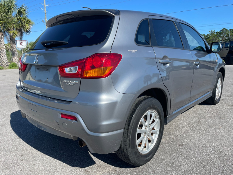 Mitsubishi Outlander Sport 2011 price $3,999