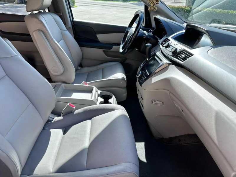 Honda Odyssey 2014 price $10,900