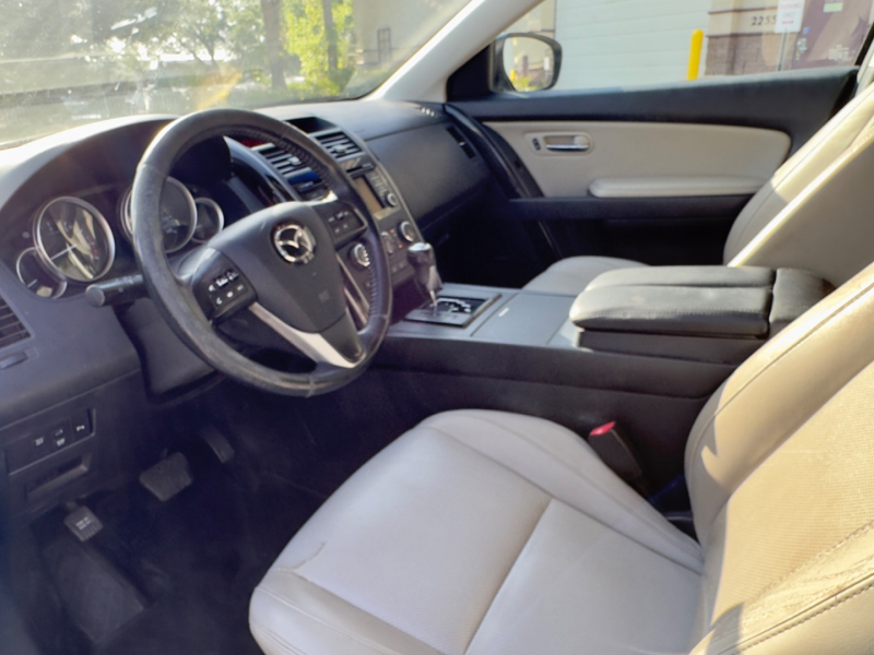 Mazda CX-9 2013 price $6,900