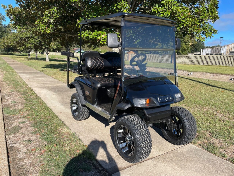 https://d2tn37qp85tnb6.cloudfront.net/photos/sXPFKGI/18012997/e-z-go-street-legal-golf-cart_3_800600.jpg