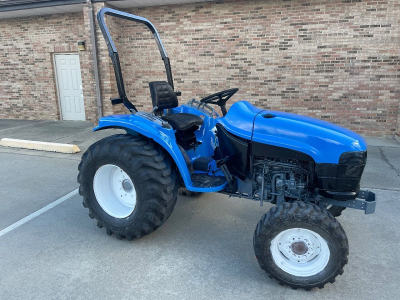 New Holland TC29 Tractor 2002 price $6,500