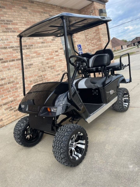 E-Z-GO Golf Cart Street Legal 2000 price $5,550