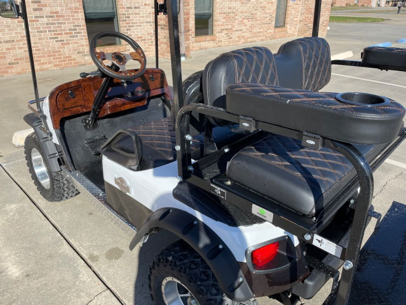 E-Z-GO King Ranch Edition Golf Cart 2000 price $5,750