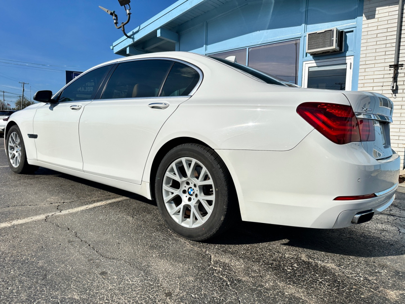 BMW 7-Series 2013 price $12,995
