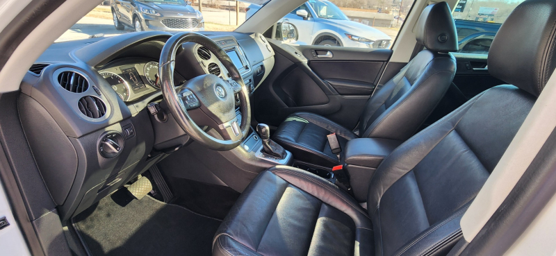 Volkswagen Tiguan 2017 price $11,250