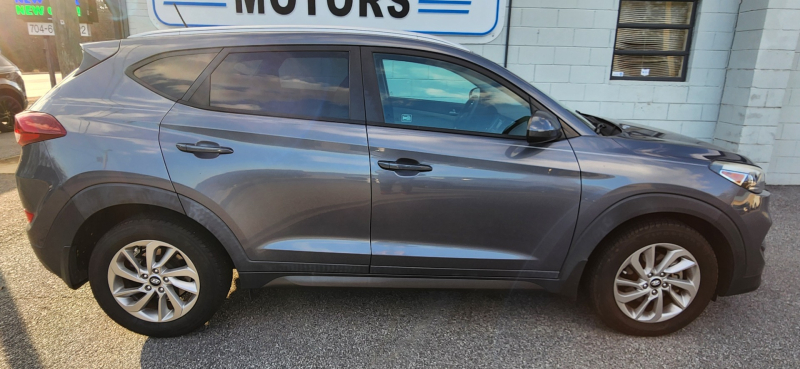 Hyundai Tucson 2016 price $13,790