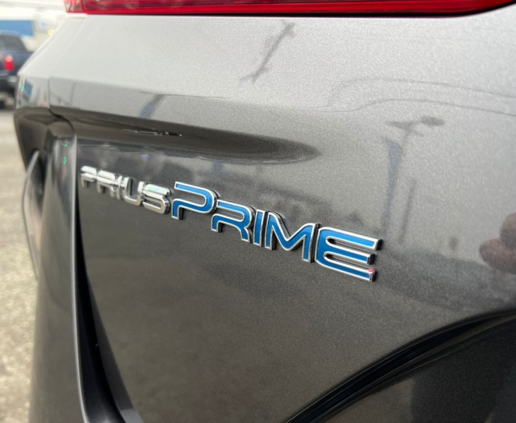 Toyota Prius Prime Plug-In 2021 price $38,195