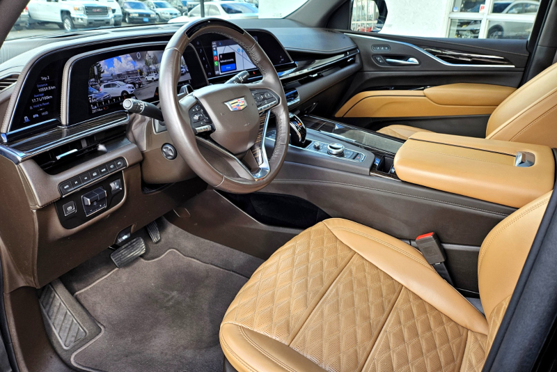 Cadillac Escalade 2022 price $114,995