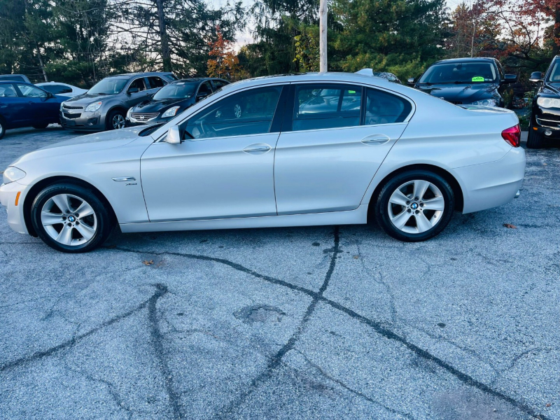 BMW 5-Series 2012 price $7,600
