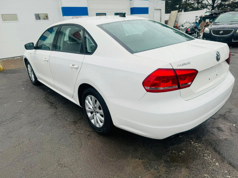 Volkswagen Passat 2014 price $8,500
