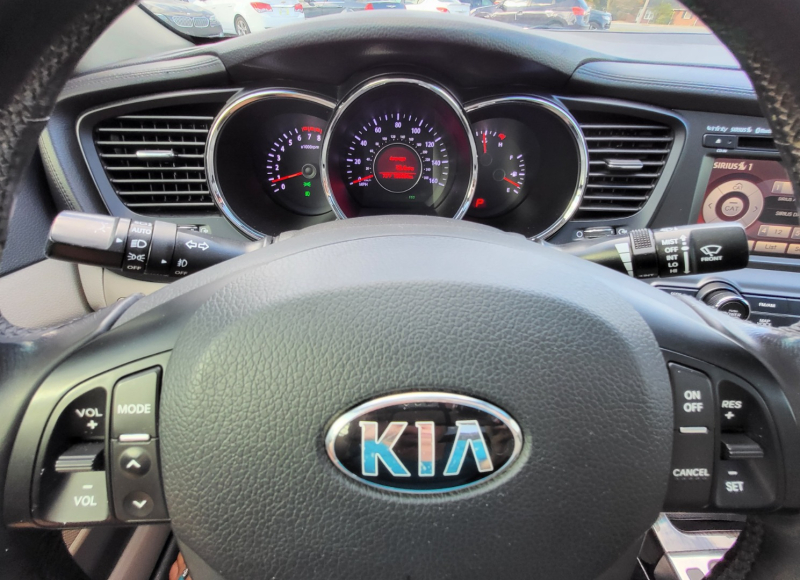 Kia Optima 2013 price $10,990