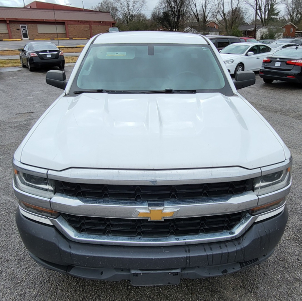 Chevrolet Silverado 1500 2018 price $10,990