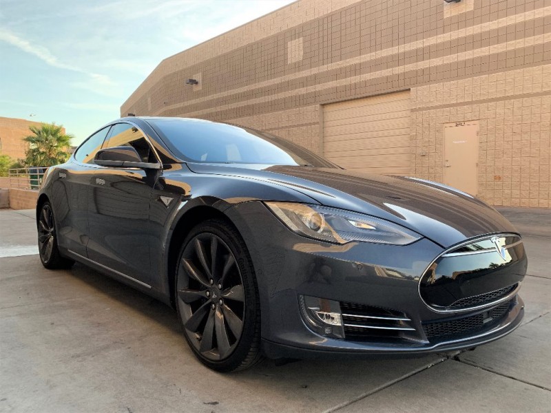 Tesla Model S 2015 price $52,900