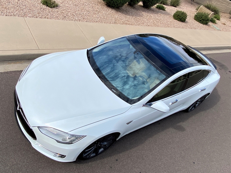 Tesla Model S 2015 price $74,500