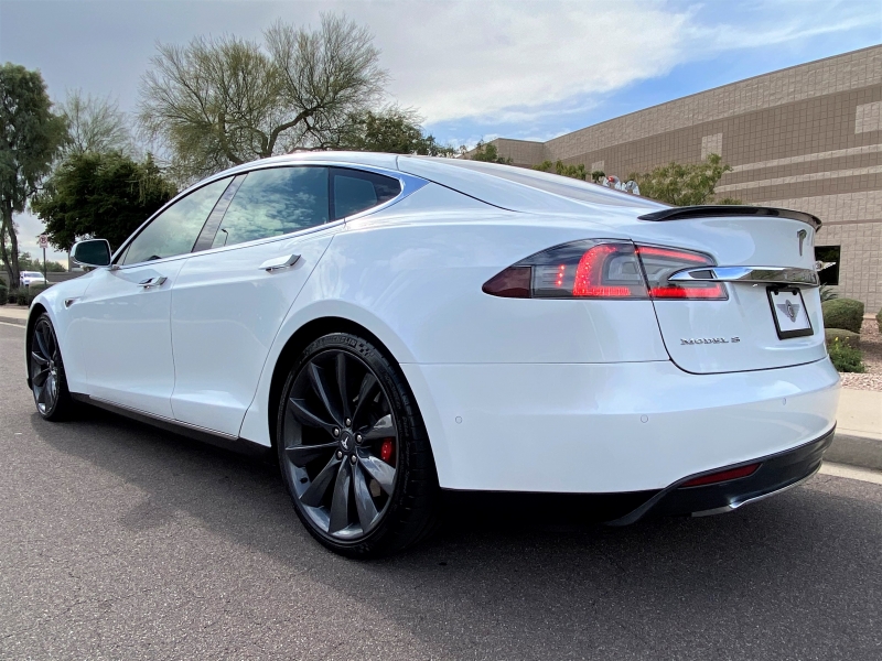 Tesla Model S 2015 price $74,500
