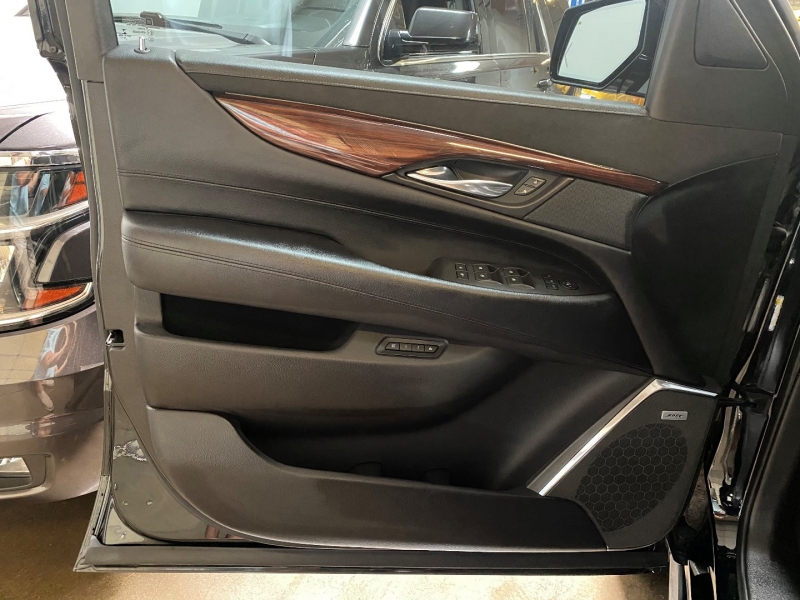 Cadillac Escalade 2015 price $52,900