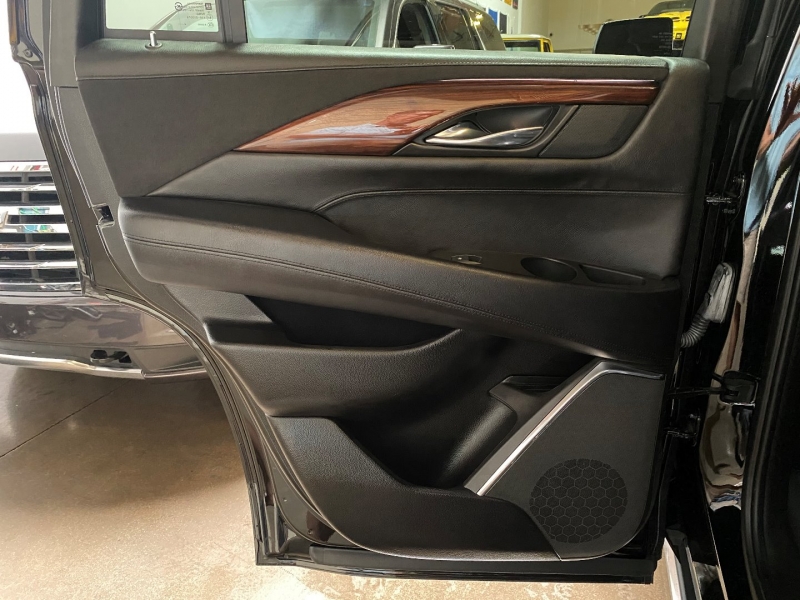 Cadillac Escalade 2015 price $52,900
