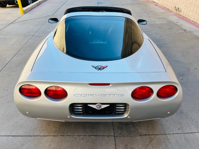 Chevrolet Corvette 2004 price $15,900