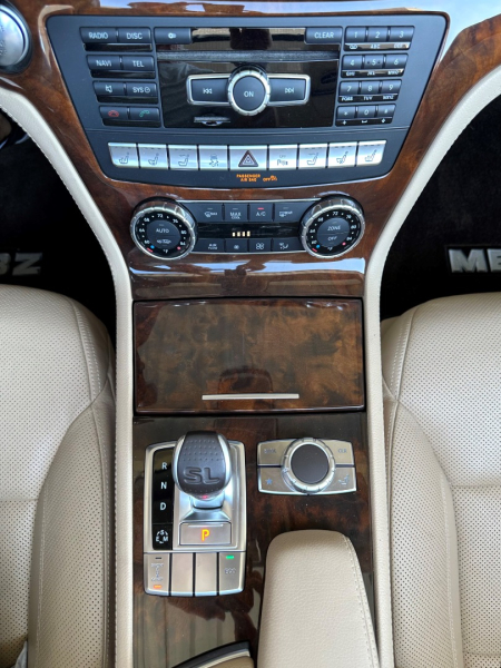 Mercedes-Benz SL-Class 2014 price $42,777