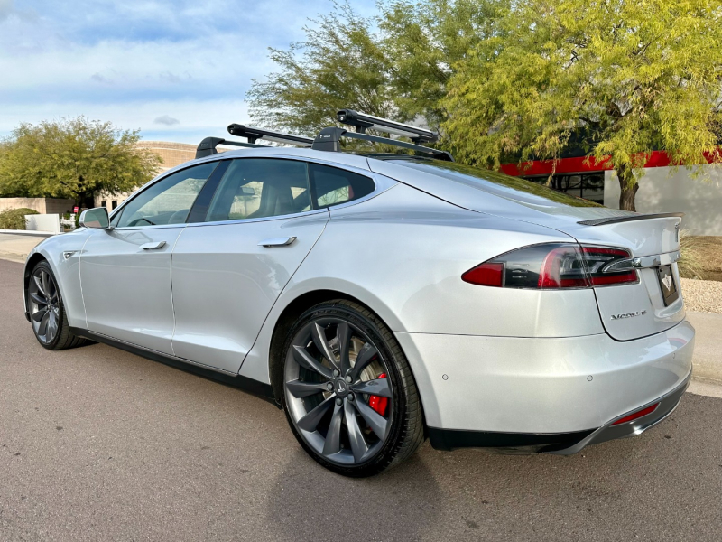 Tesla Model S 2014 price $33,900