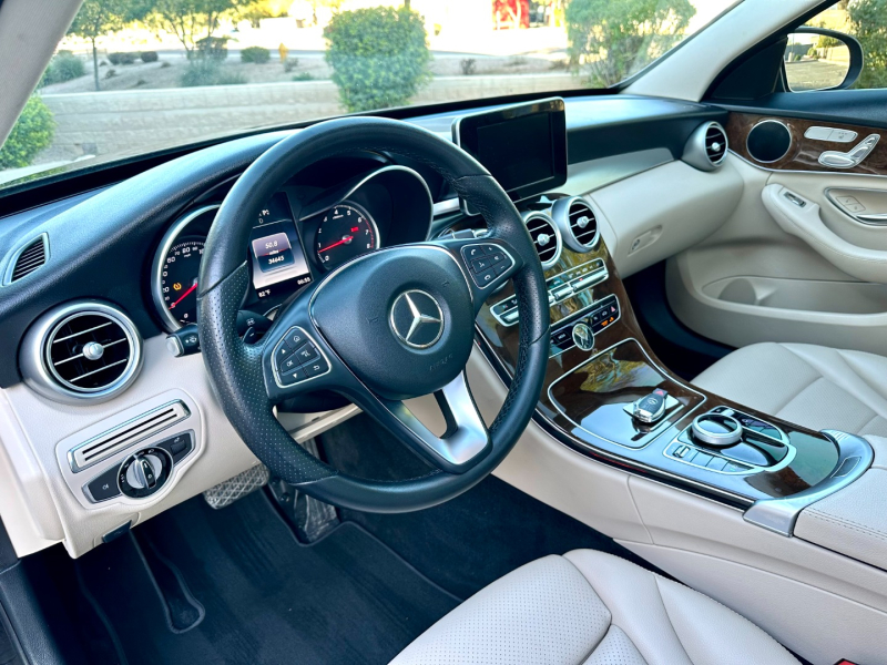 Mercedes-Benz C-Class 2017 price $22,500