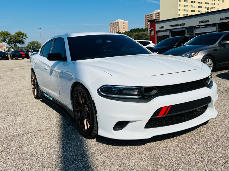 Dodge Charger 2017 price $21,950