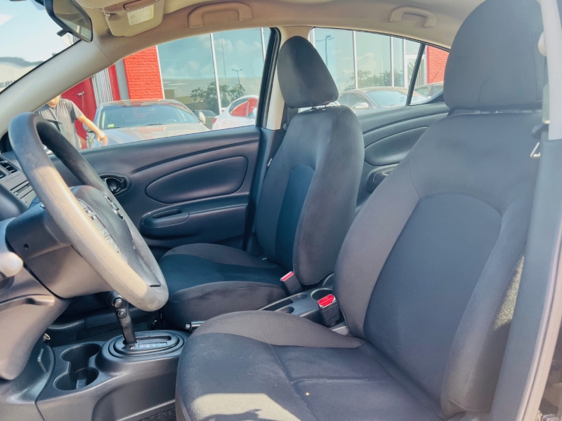Nissan Versa Sedan 2018 price $11,500