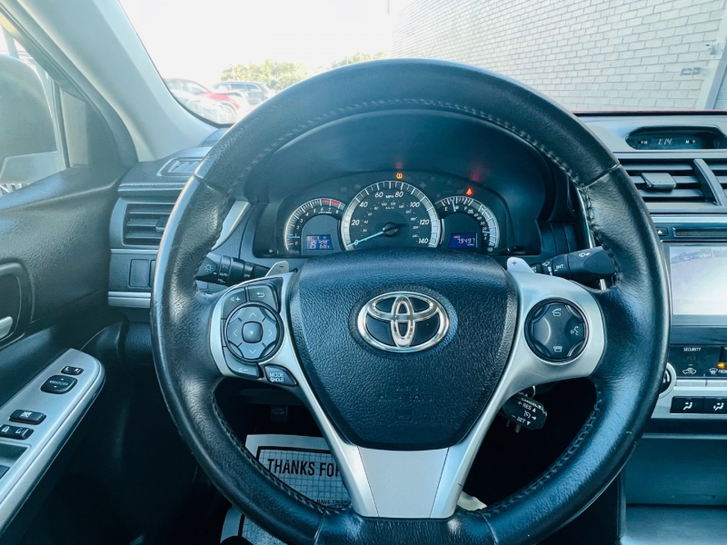 Toyota Camry 2014 price $11,450