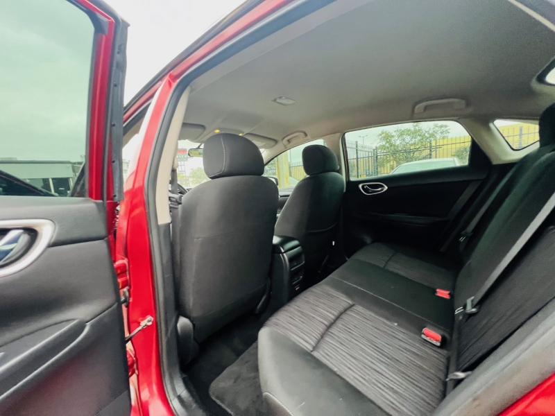 Nissan Sentra 2019 price $12,900