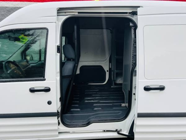Ford Transit Connect 2012 price $9,800