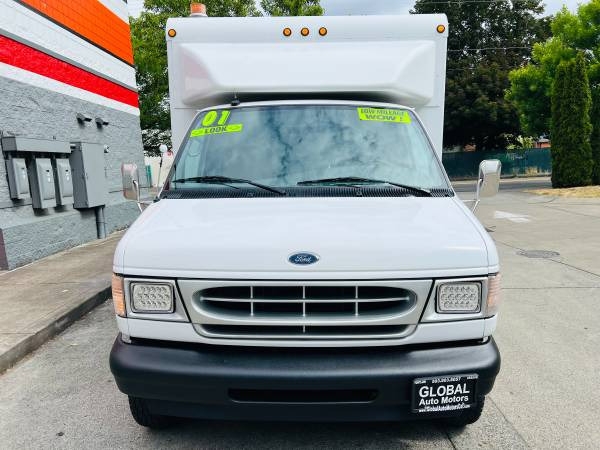 Ford Econoline Commercial Cutaway 2001 price $22,900
